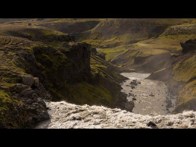 Fimmvörðuháls Pass hike from Skógar