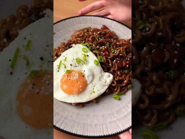 I tried Jjajangmyeon instant noodles (Chapagetti) 