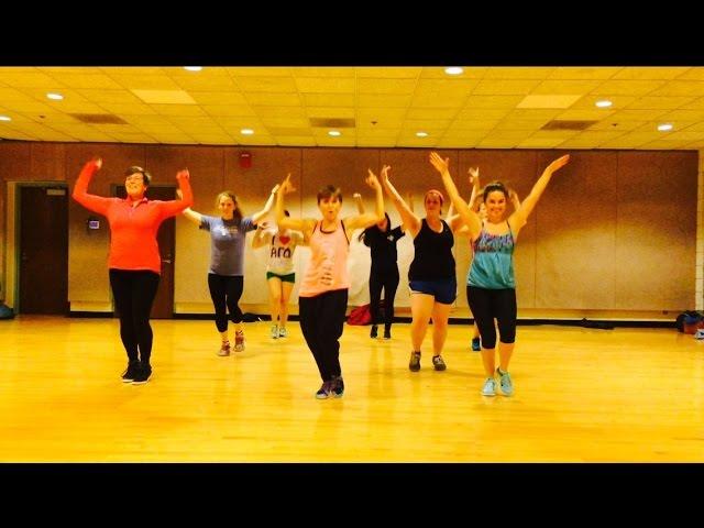 "UPTOWN FUNK" Mark Ronson ft Bruno Mars - Dance Fitness Workout Choreography Valeo Club