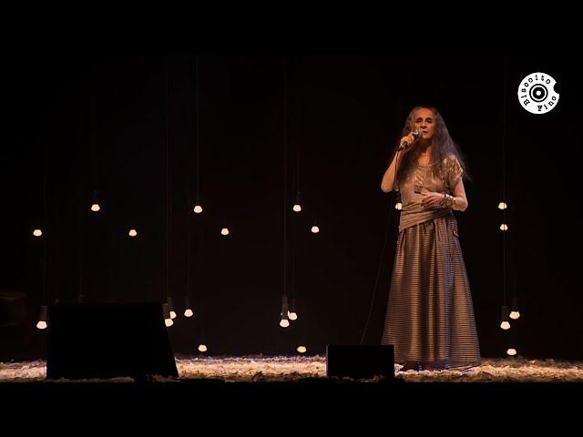 Maria Bethânia - "A Dona do Raio e do Vento" (Ao Vivo) – Carta de Amor