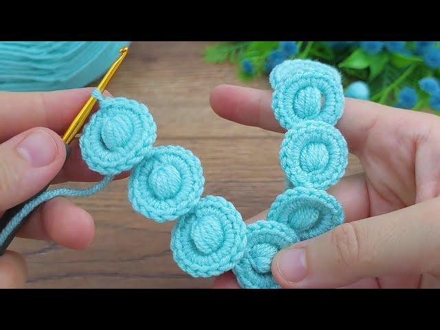 This headband is very beautiful  I made a very easy filled crochet headband, let's watch it