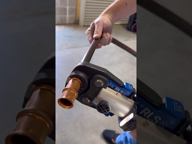 HVAC Press! RLS is the way to go. #tools #hvac #shortscreator