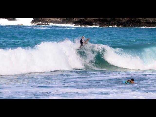 Surfing wipeouts in Makapu'u Beach, Hawaii in 4K!