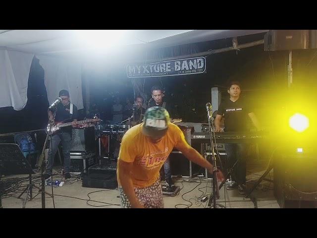 Instrumental ni Mr. daniel homerez../MYXTURE BAND