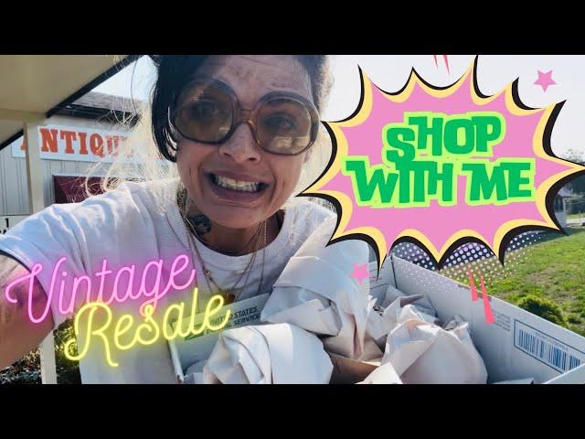 “Strange & Unusual Cat”| SHOP WITH ME | VINTAGE RESALE | ANTIQUE MALL FINDS | THRIFT | FLEA MARKET