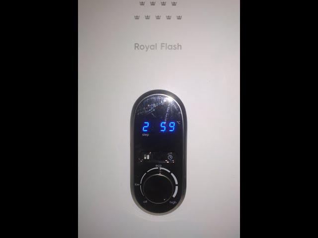 Снять панель управления, водонагревателя Electrolux EWH 80 Royal Flash и ему подобных.