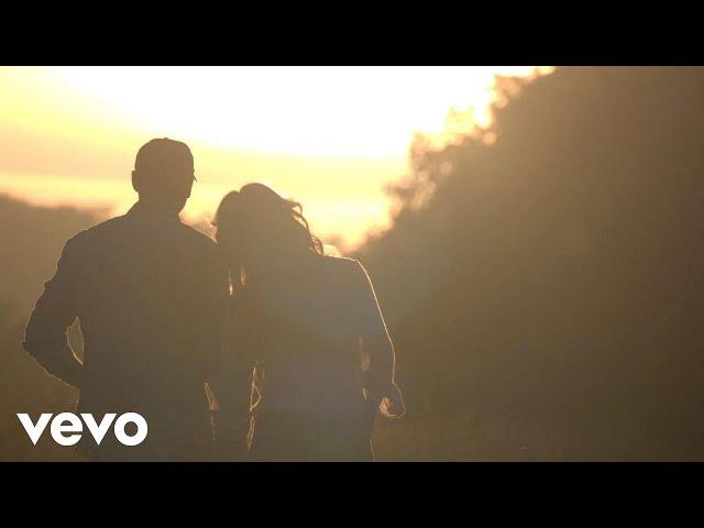 Tim McGraw - Meanwhile Back At Mama’s ft. Faith Hill (Official Music Video)