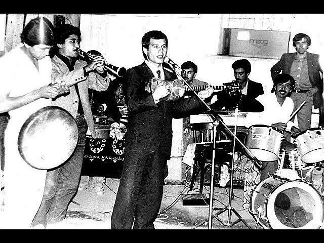 Birovlar Qodirjon Mirashurov jonli ijro 1995 yil  https://www.youtube.com/c/LazizhonUbaydullaev