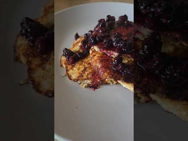 High Protein Blueberry Pancakes #breakfast #morning #glutenfree #food #protein #nutrition #fitness