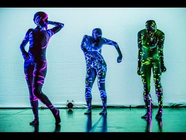 Multimedia Show / Body mapping / Daniel Stryjecki  / Multimedia Act