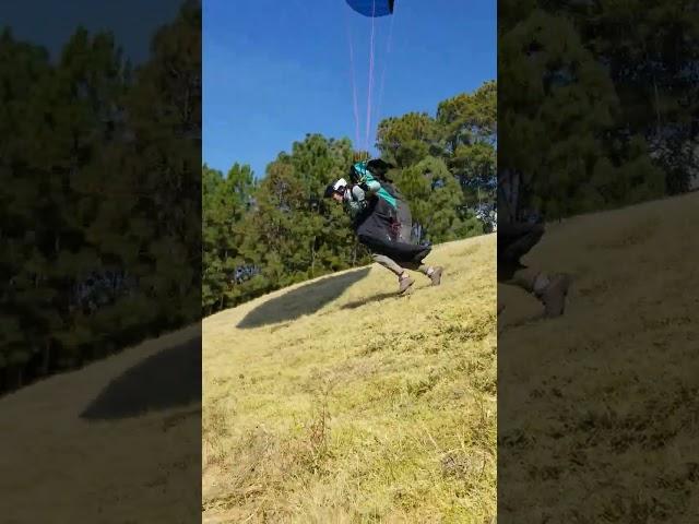 Don't sit until you clear the launch #paragliding #flightschool