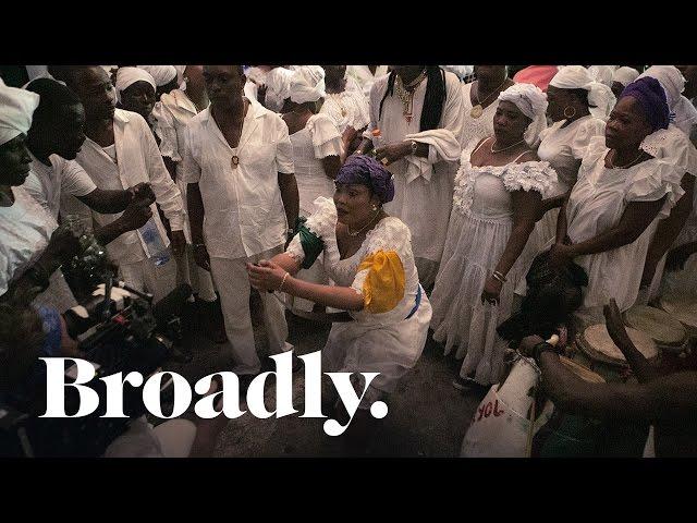 Meet the Vodou Priestess Summoning Healing Spirits in Post-Earthquake Haiti