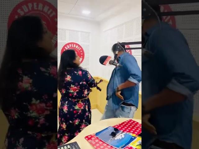 WithRJ JOTE fight  #dachhudivu #teamkuchiku #kannada #shorts #redfm #rjrashmi #mysore