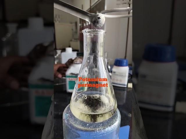 #chemical experiment #shortsyoutube #science#crezy#trending #dv educator