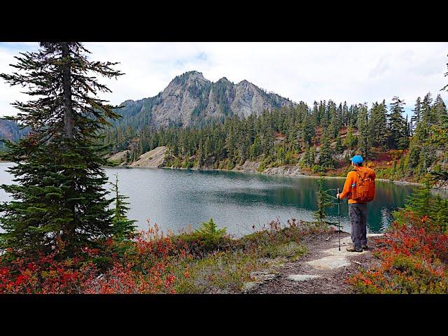 Anderson and Watson Lakes Loop (Hiking Trails in Washington)