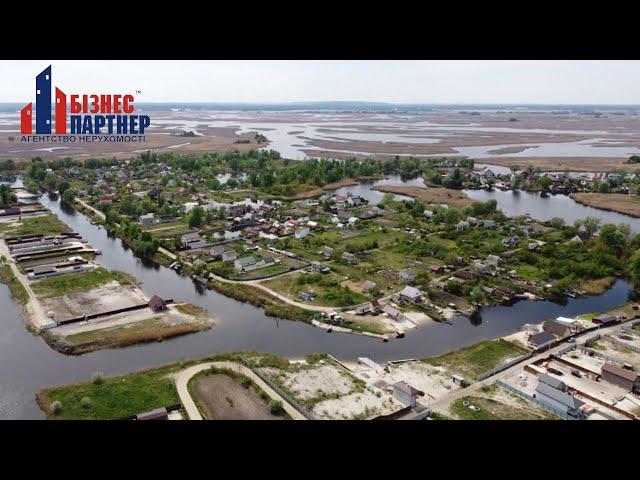 Земельні ділянки біля р. Дніпро, с. Коробівка, Черкаська область