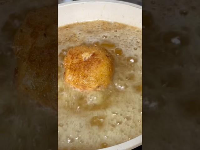 Fried mozzarella cheese Asmr #asmrcooking #shorts