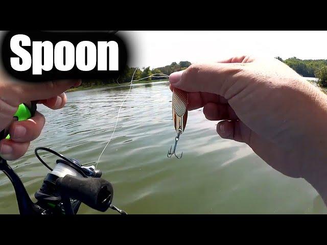 Easy Fishing Lures for Beginners - Fishing With a Spoon For Bass!