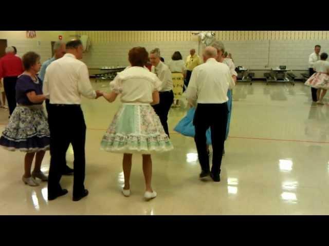 Square Dance in Frankenmuth, Michigan with Tom Roper square dance caller VIDEO0044