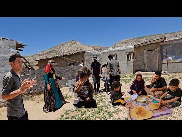 Ali and Saleh’s Nomadic Family Challenge: Teaming Up to Build a Simple House