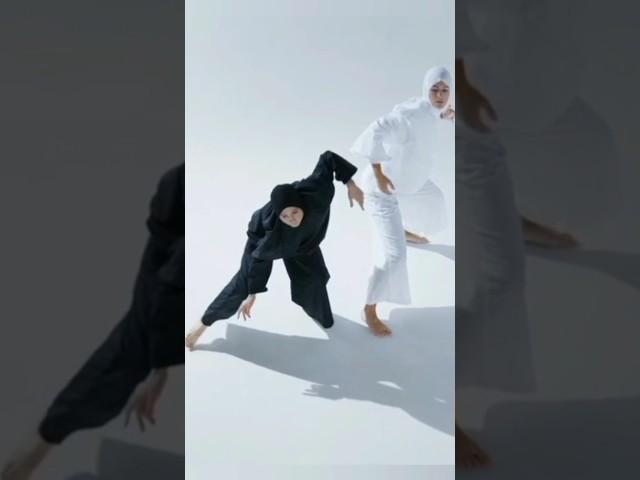 beautiful and graceful hijab dance