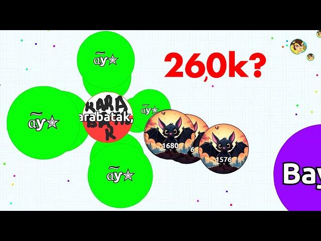 Destroying a 26,0K Score Team in Agario.