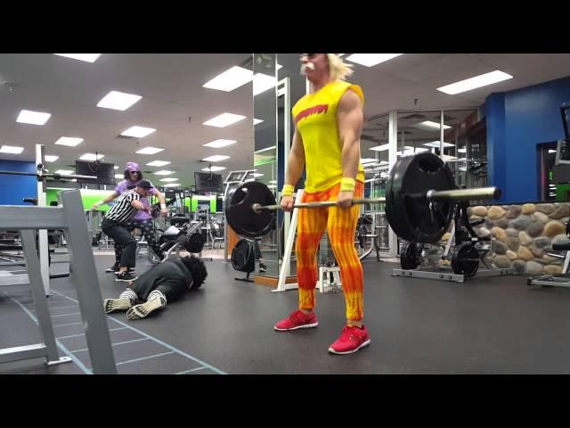 Hulk Hogan Deadlift!