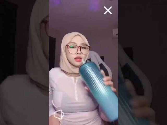 Live  Hijab Cream T*K3D BUL3T TWERKING