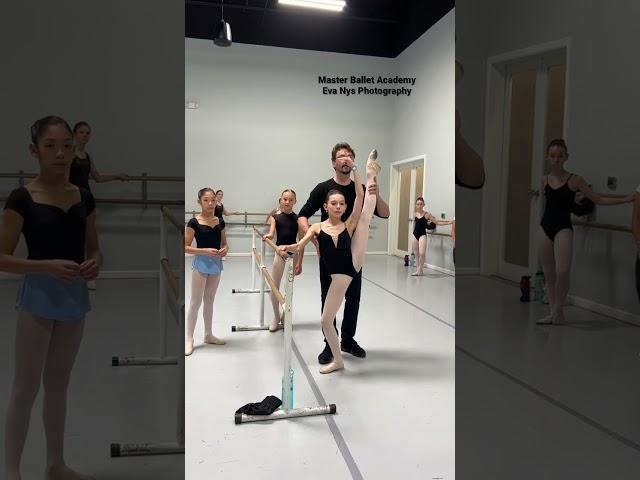 ballet teacher fixing technique 🩰 #ballet #balletteacher #balletclass #balletworld #balletpost