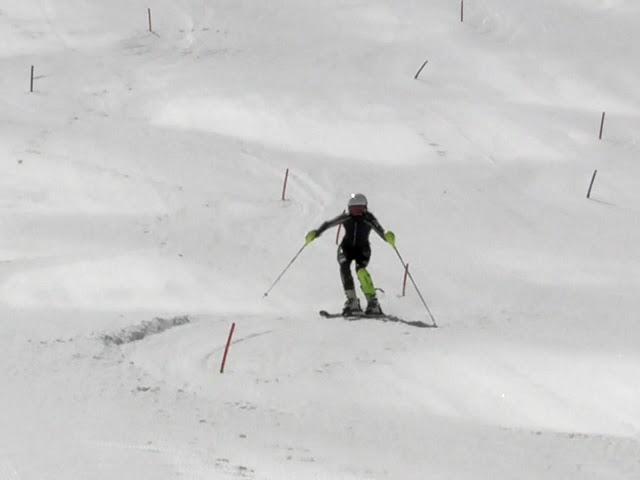 Saas-Fee slalom training Valeria Summer 2021 in the stubbies