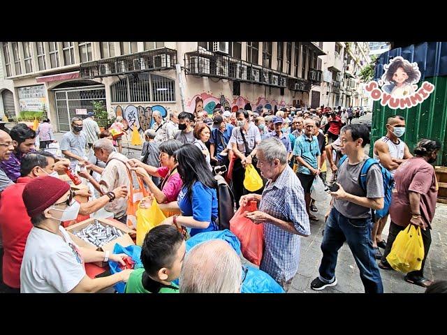 700 Free Meals Daily! How KL Largest Food Aid Cook for Elderly & Heart Broken! -Malaysia Street Food
