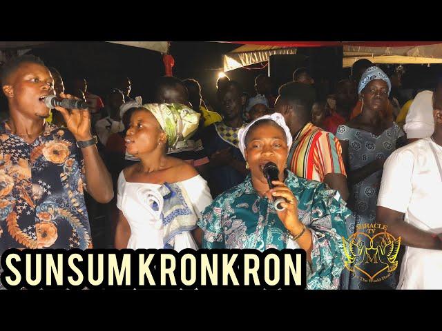 SUNSUM KRONKRON