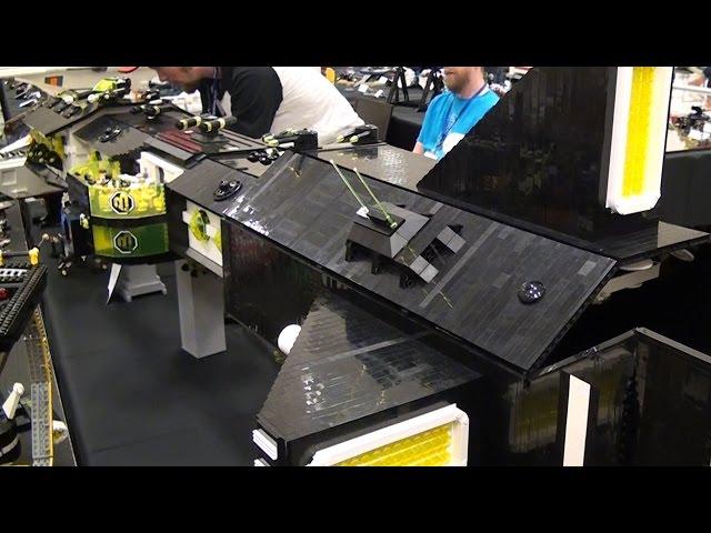 LEGO Pulsar Requin Blacktron spaceship – BrickCon 2015