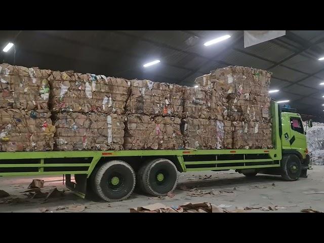 PABRIK GUDANG KARDUS BEKAS HARGA TERTINGGI KLATEN082128080010