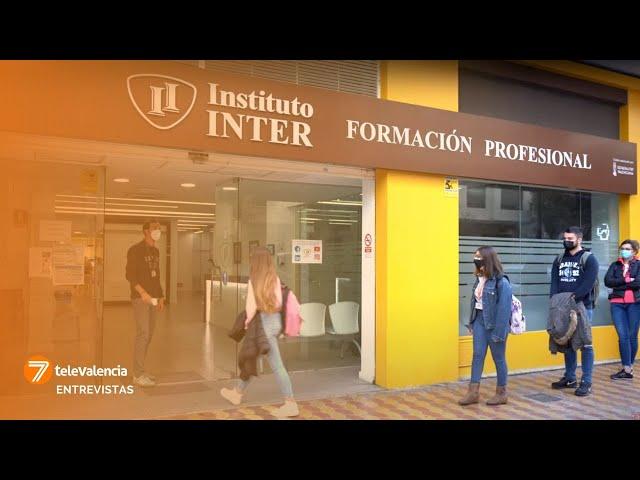 Instituto INTER es un centro de formación profesional dedicado a la enseñanza de jóvenes y adultos