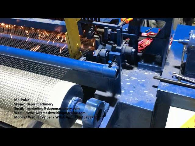 Welded  screen grid roll wire mesh welding machine sold to Burundi