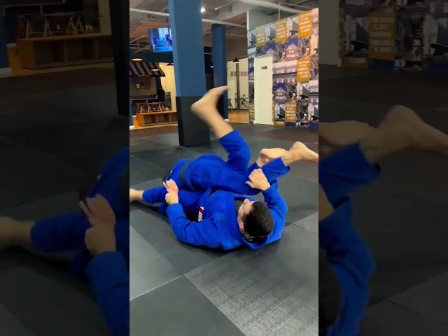 Bora praticar essa posição? leglock (chave de perna)  @rodrigocavaca