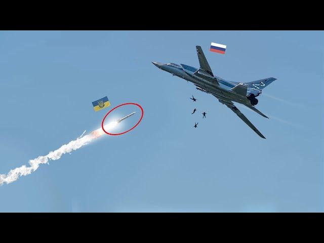 Scary Moment! Russian Tu-22M BACKFIRE hypersonic bomber was hit by a Ukrainian anti-air missile.