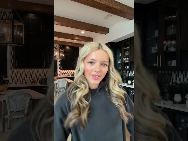 Happy Friday 🫶 #ootd #tiktok #grwm #hair #preppy #viral #mom #daughter #teen #preppyslay
