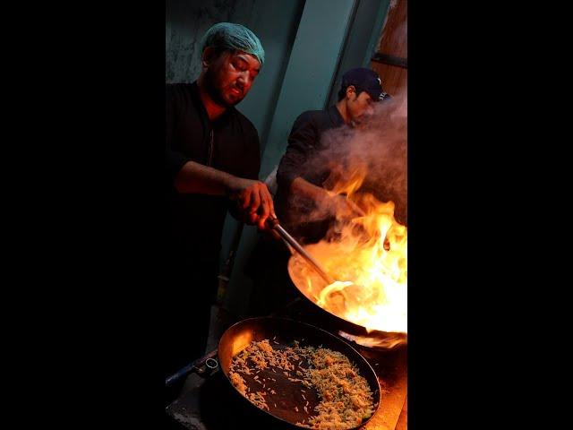 Let's Try Chinese Food in PAKISTAN