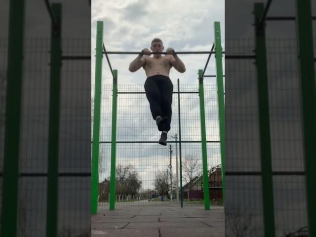 Crazy skill on the bar! Calisthenics