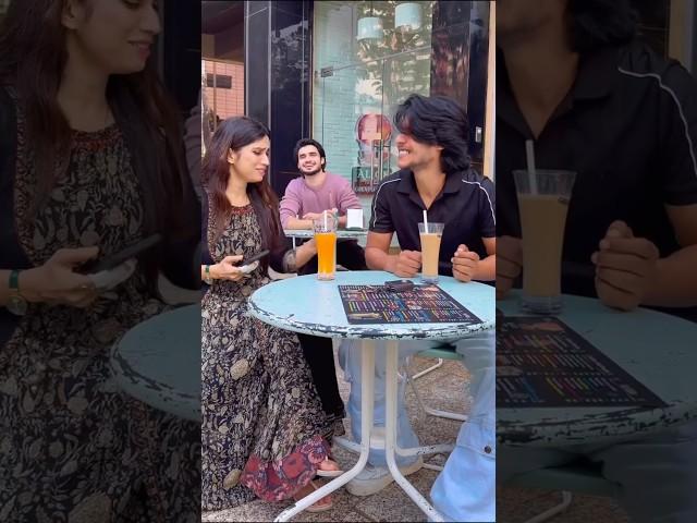 Restaurant couples goals Vs single reaction  Unexpected fun #couplegoals #restaurant #minnale