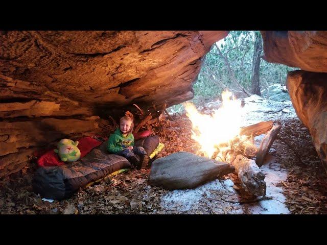 No Tent Winter Camping During Snow Storm - Exploring Natural Stone Maze