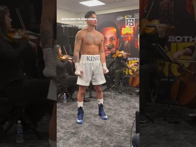 RYAN GARCIA GETTING READY FOR BATTLE 