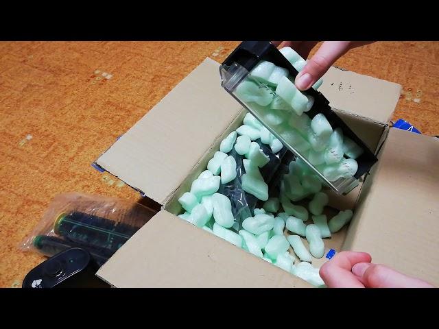 Parcel with Roomba parts unboxing | RoboVacCollector