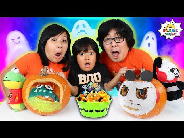 Spooky Halloween Games & Crafts for Kids! DIY Pancake Art and Pumpkin Painting!