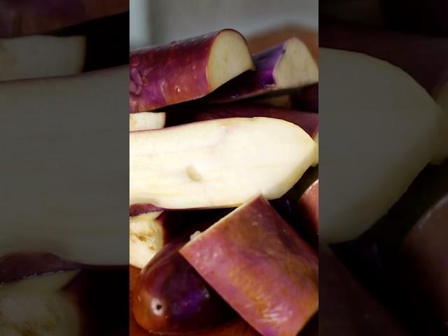 Korean steamed eggplant (gaji-namul: 가지나물)