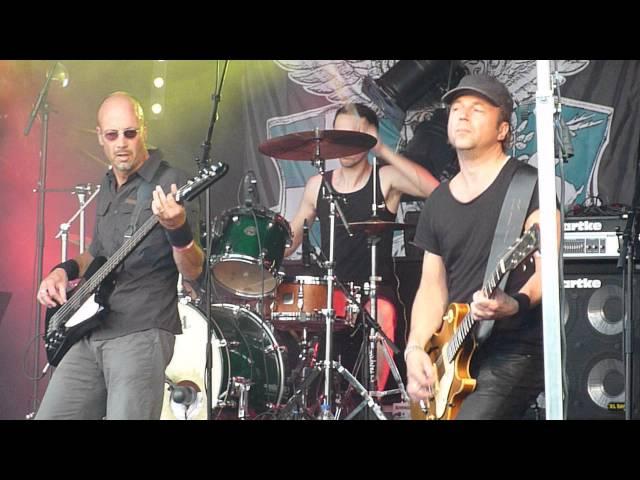 Kong - Horse L (live @ Tattoofest 2015, Nijverdal 22.08.2015) 2/2