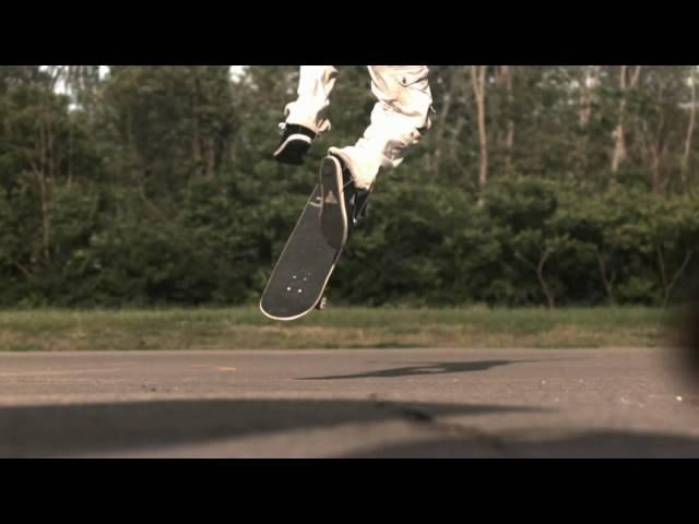 Skateology: bs pop shuv (1000 fps slow motion)