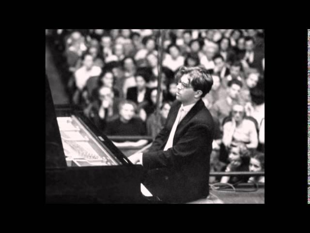 ANTON DIKOV: His brilliant youth performances - Chopin Etude op.10 No 4